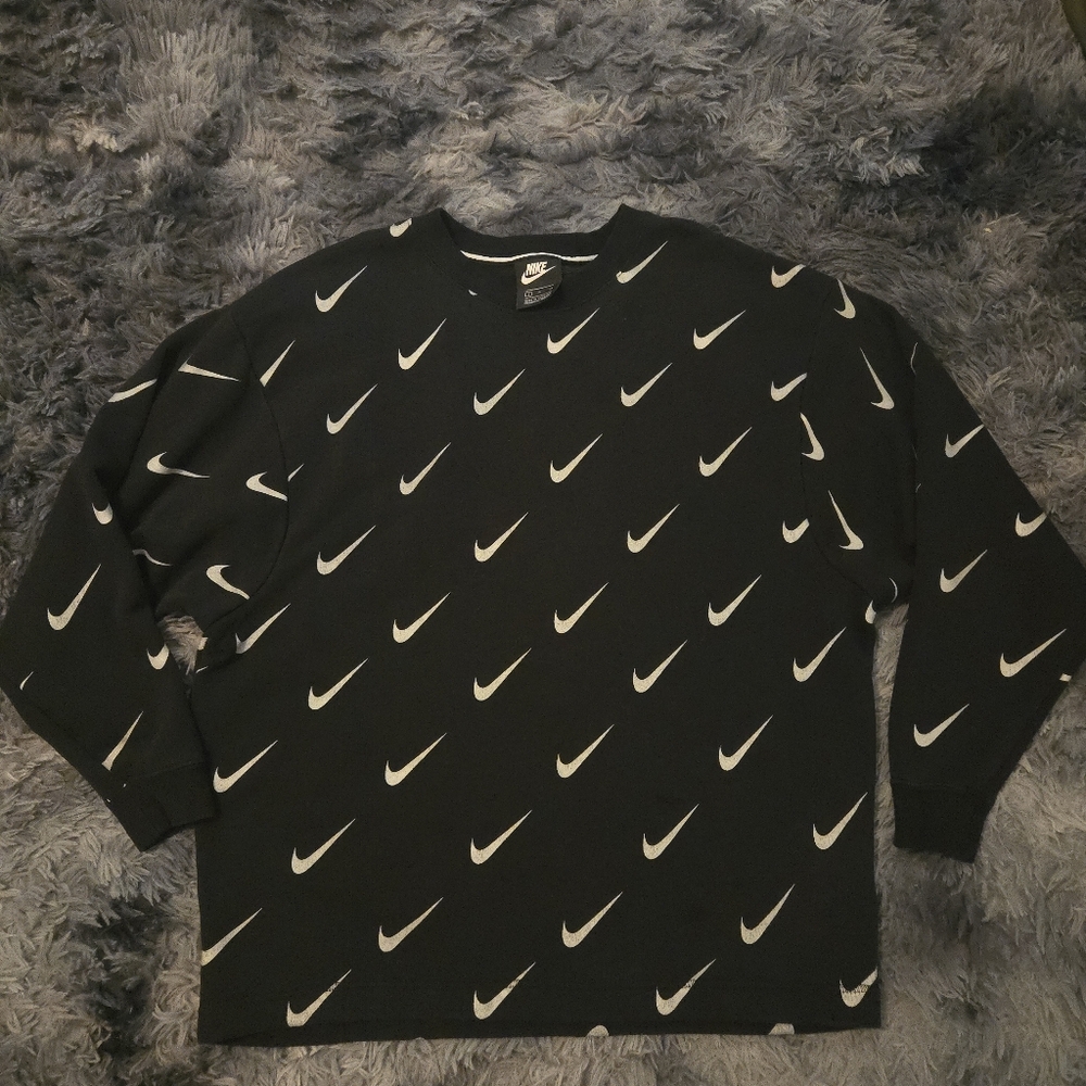 Nike Sportswear All Over Print Swoosh Crewneck Sweatshirt Black Metallic Silver